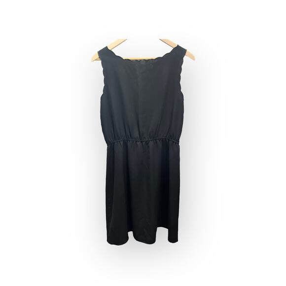 Ann Taylor LOFT Black sleeveless scalloped cut out mini dress SIZE 10 - Picture 3 of 6